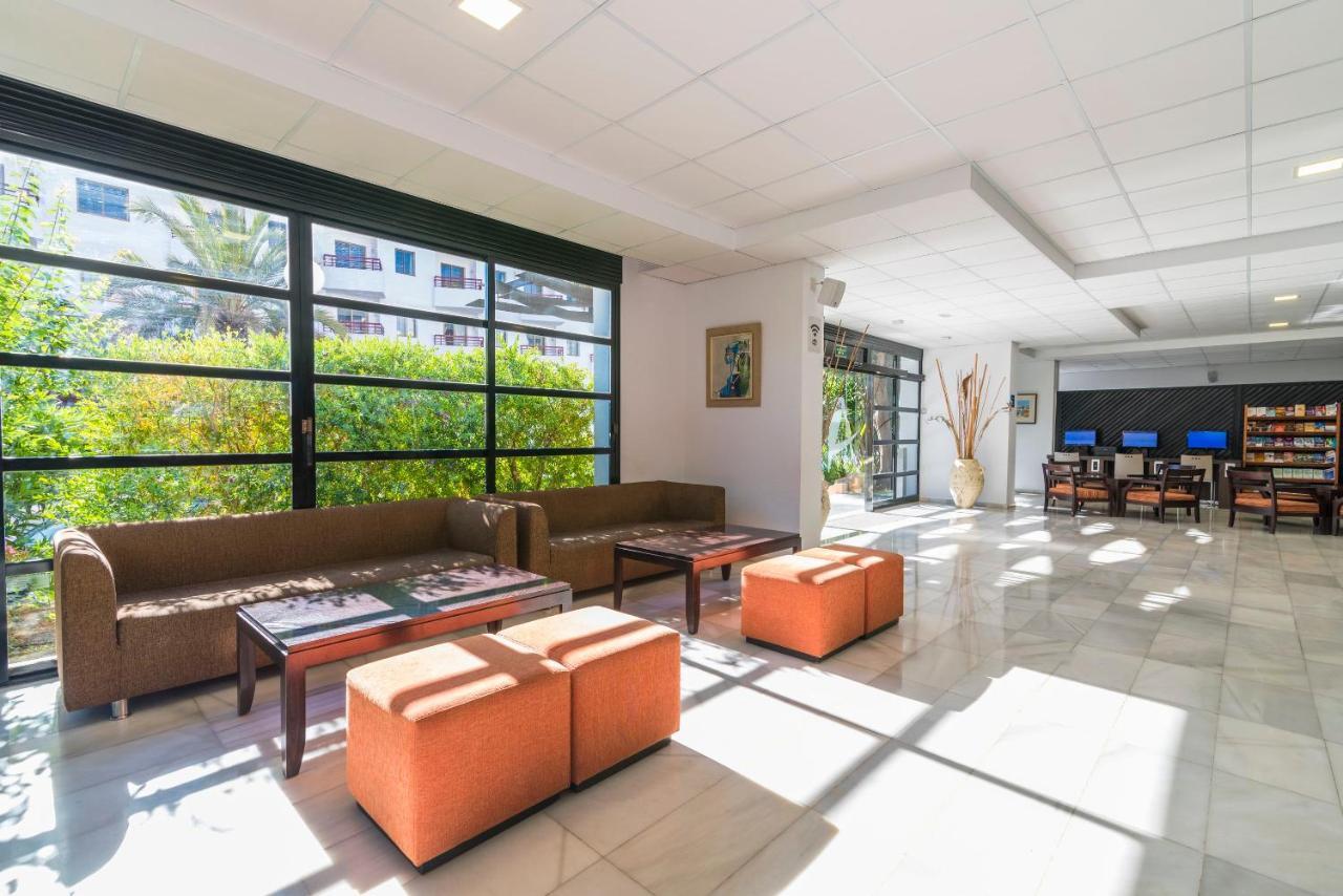 Azuline Hoteles Mar Amantis & II San Antonio Kültér fotó