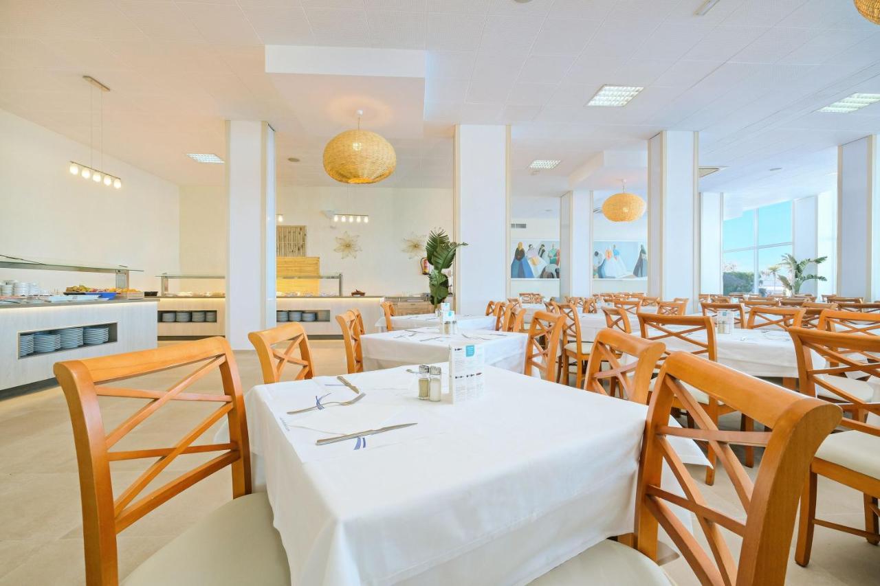 Azuline Hoteles Mar Amantis & II San Antonio Kültér fotó